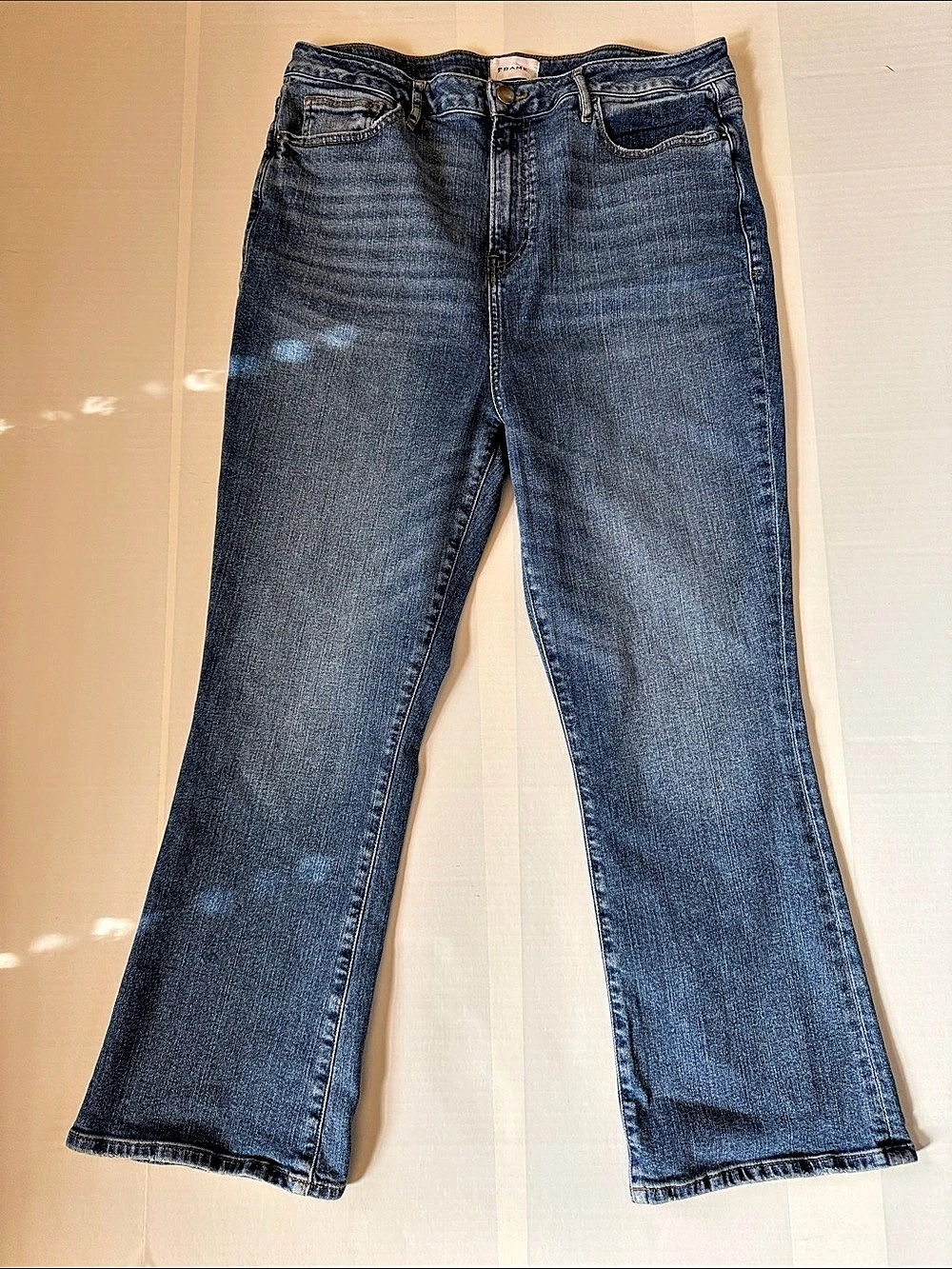 FRAME Le High Straight Flare Jeans in Blue Waist 32